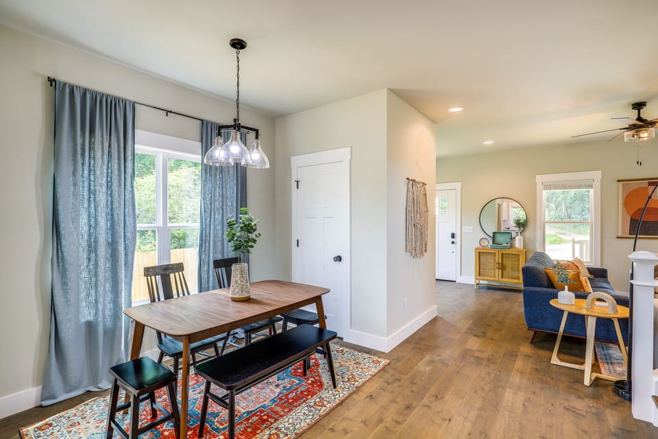 House (3 Bedrooms) | Interior