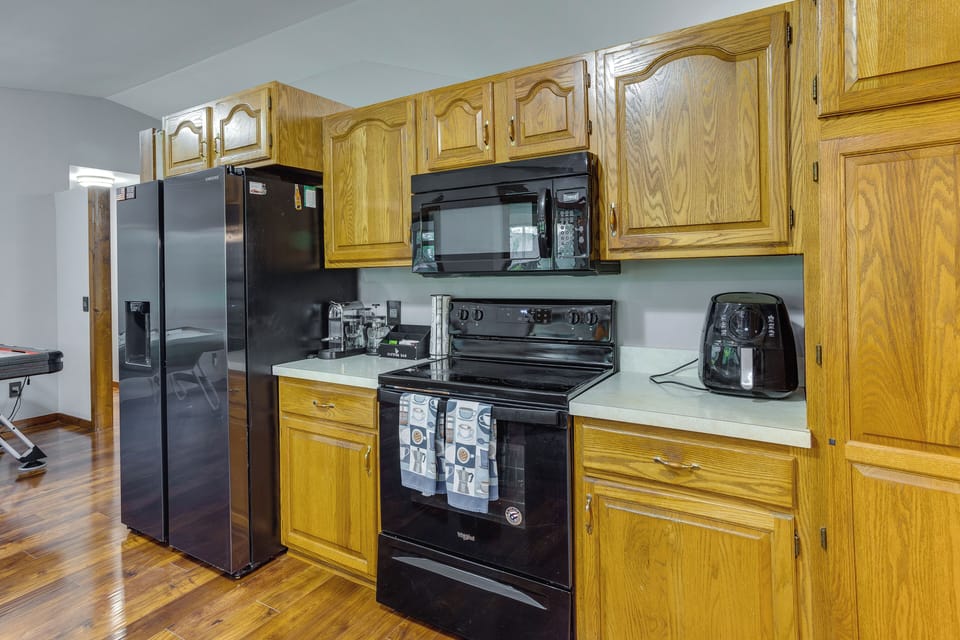 House (3 Bedrooms) | Interior