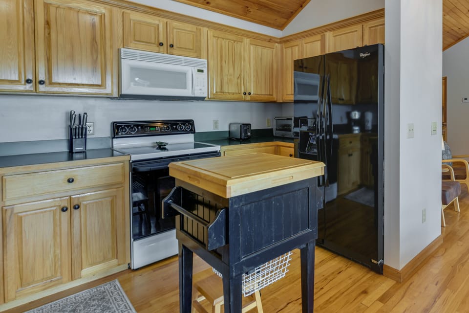 House (2 Bedrooms) | Interior