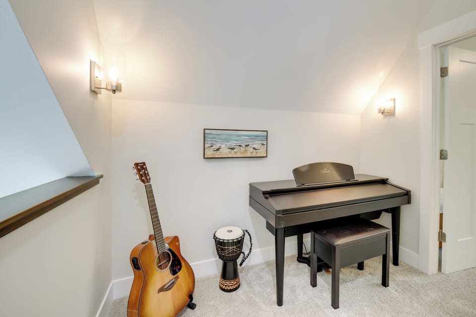 House (4 Bedrooms) | Interior