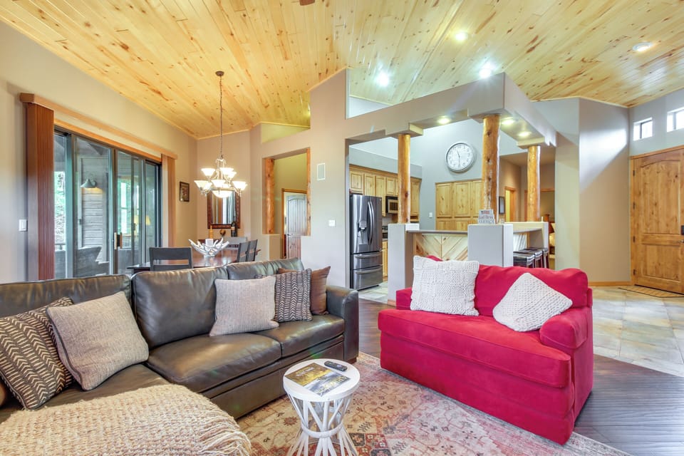 House (3 Bedrooms) | Front of property