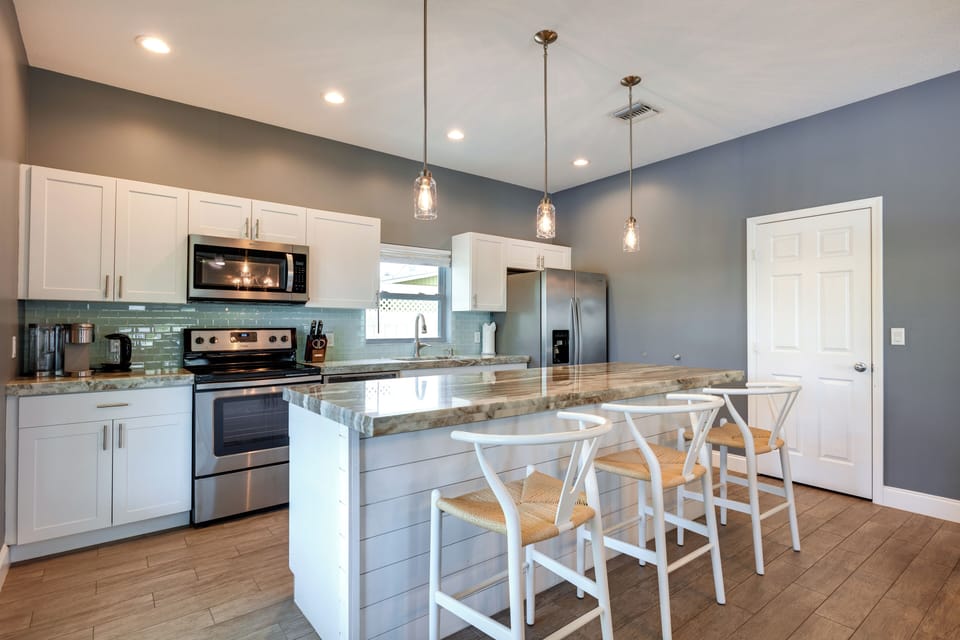 House (3 Bedrooms) | Interior