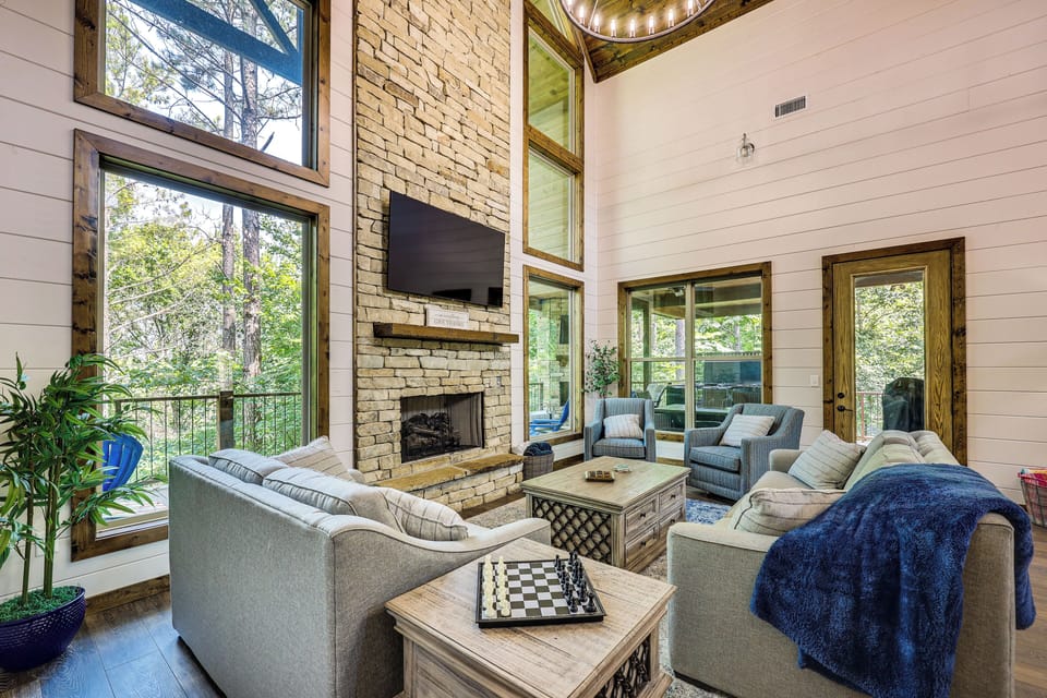 House (2 Bedrooms) | Interior