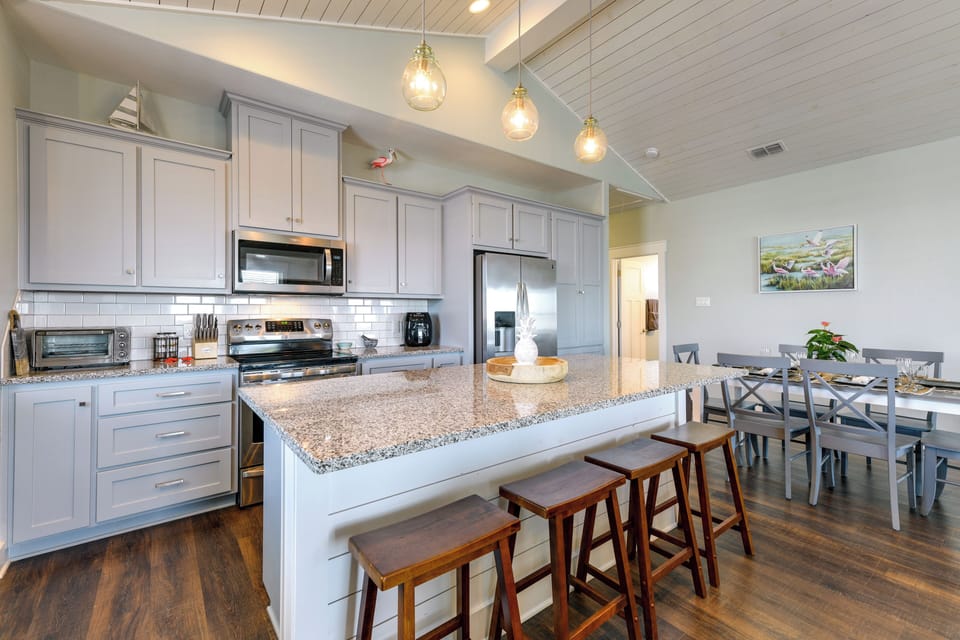 House (3 Bedrooms) | Interior