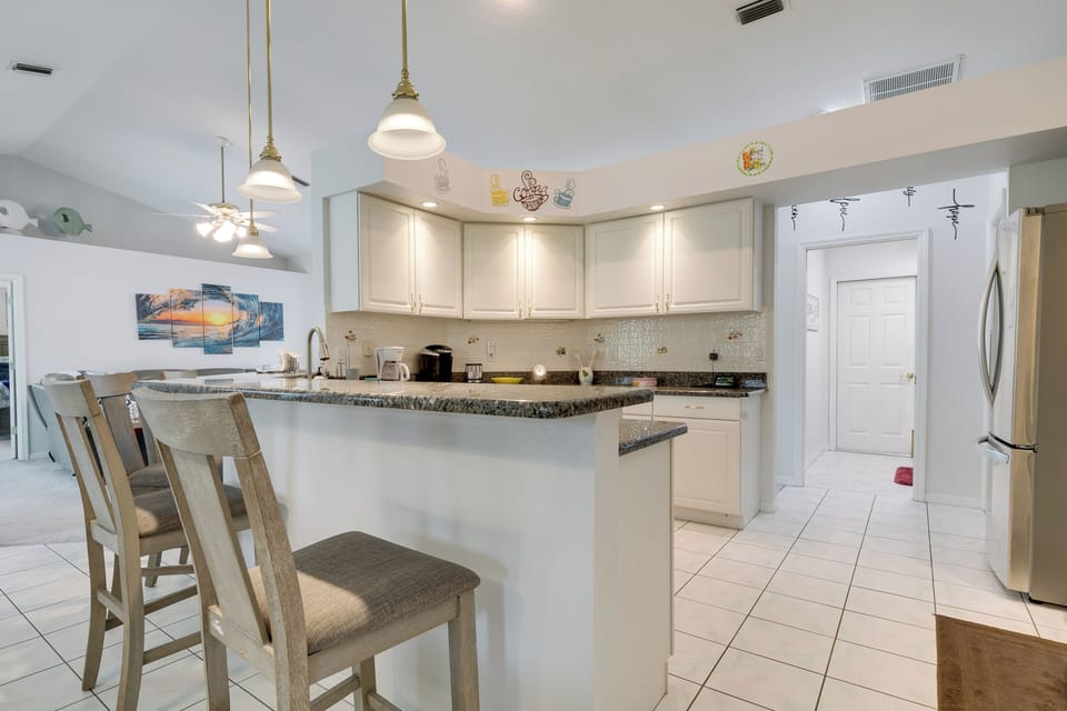 House (3 Bedrooms) | Interior