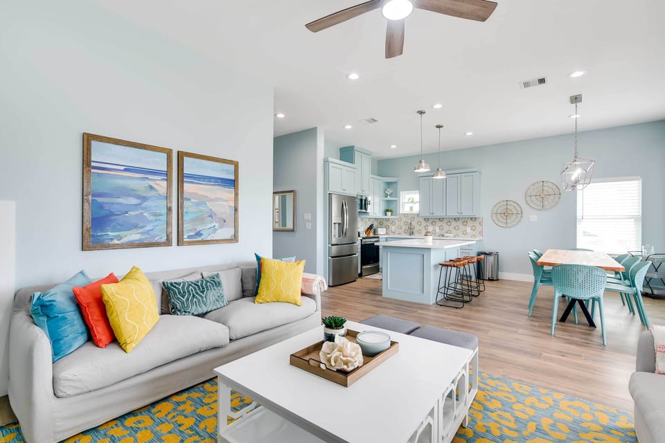House (5 Bedrooms) | Interior