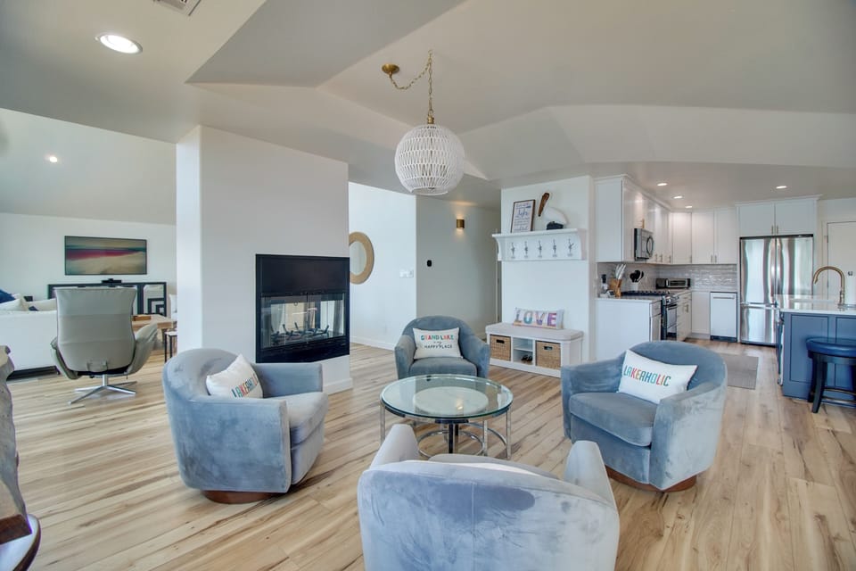 House (5 Bedrooms) | Interior