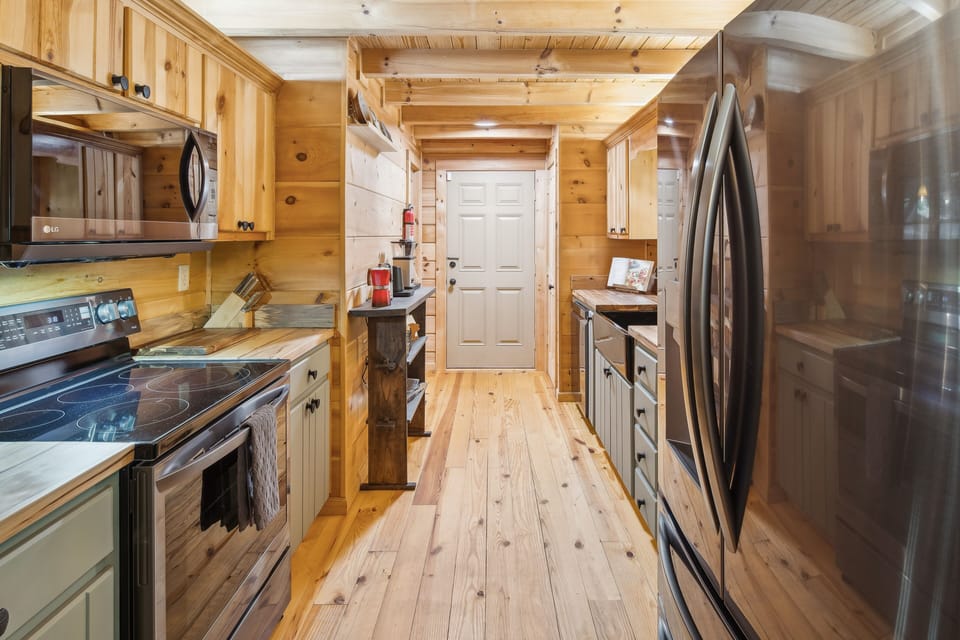 House (2 Bedrooms) | Interior