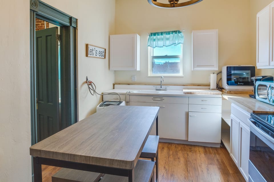 Apartment (1 Bedroom) | Interior