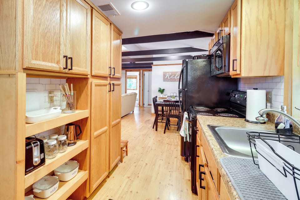 House (3 Bedrooms) | Interior