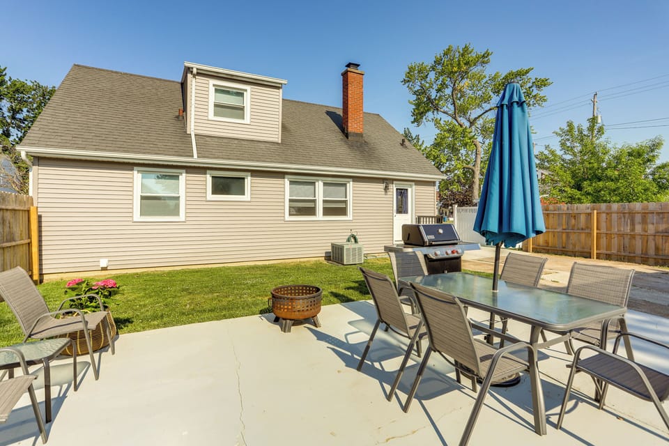 House (4 Bedrooms) | Front of property