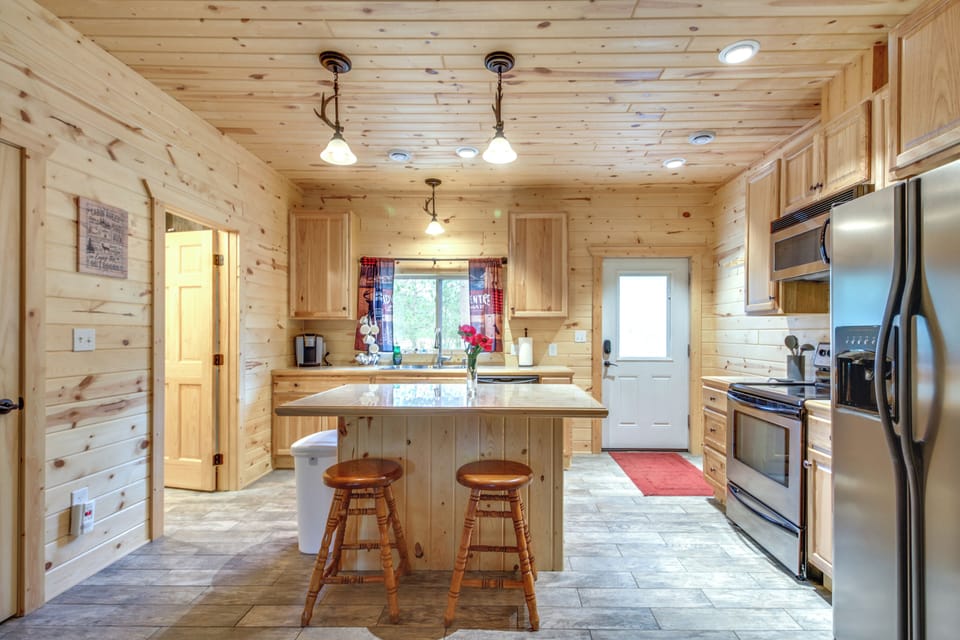 House (2 Bedrooms) | Interior