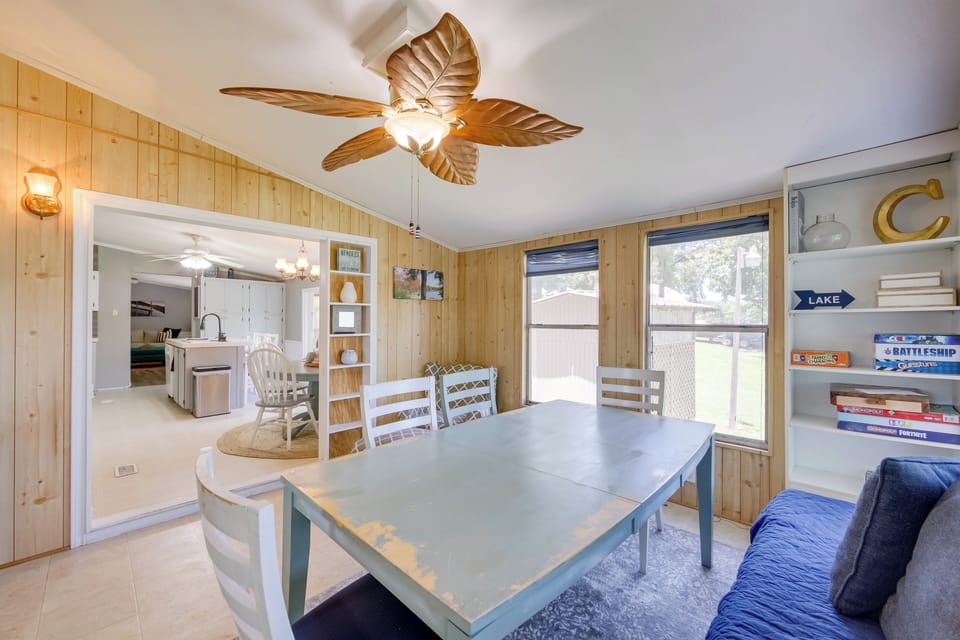 House (4 Bedrooms) | Interior