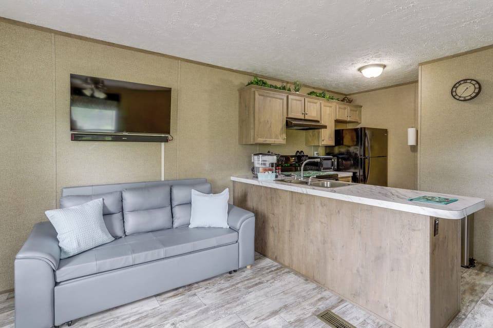 House (1 Bedroom) | Interior