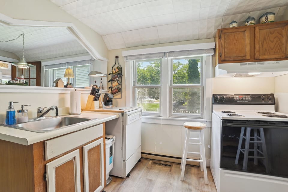 Cottage (2 Bedrooms) | Interior