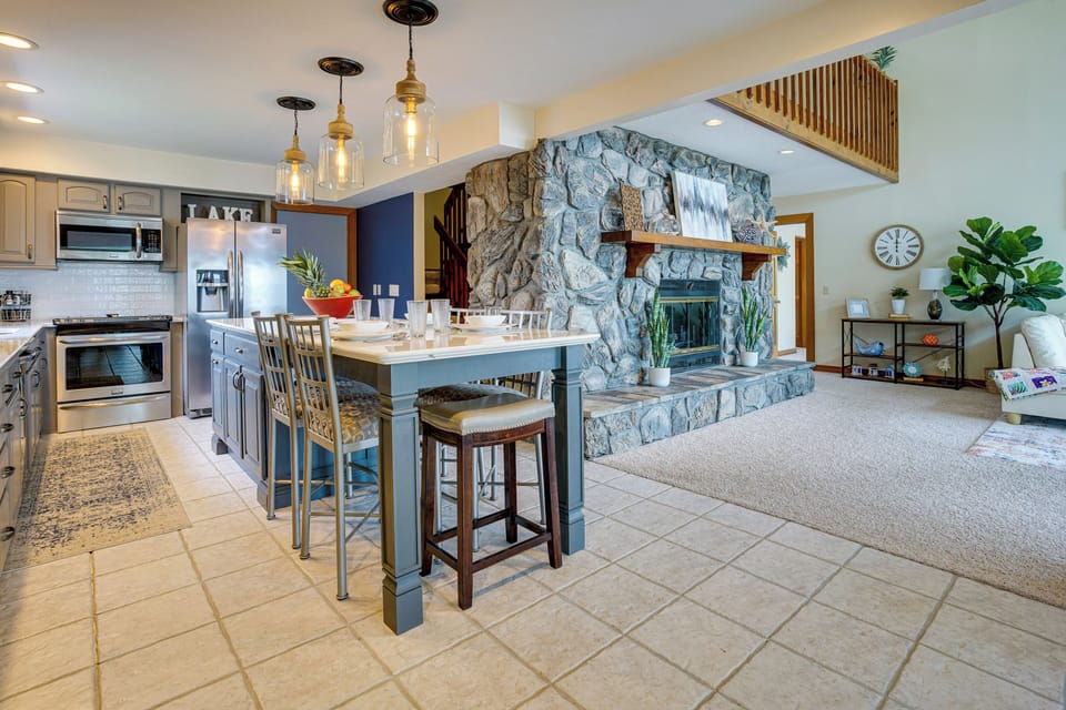 House (4 Bedrooms) | Interior