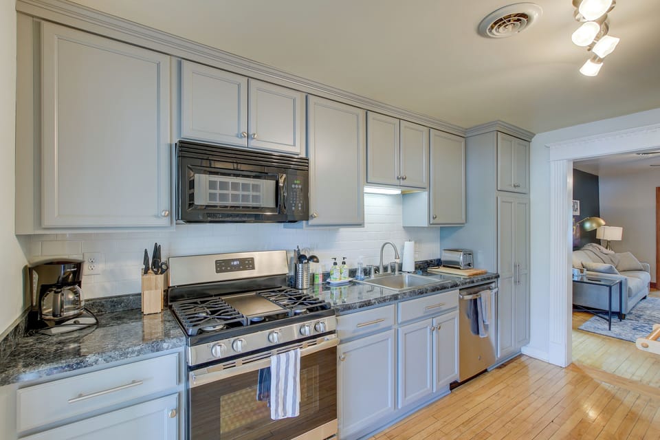 House (3 Bedrooms) | Interior