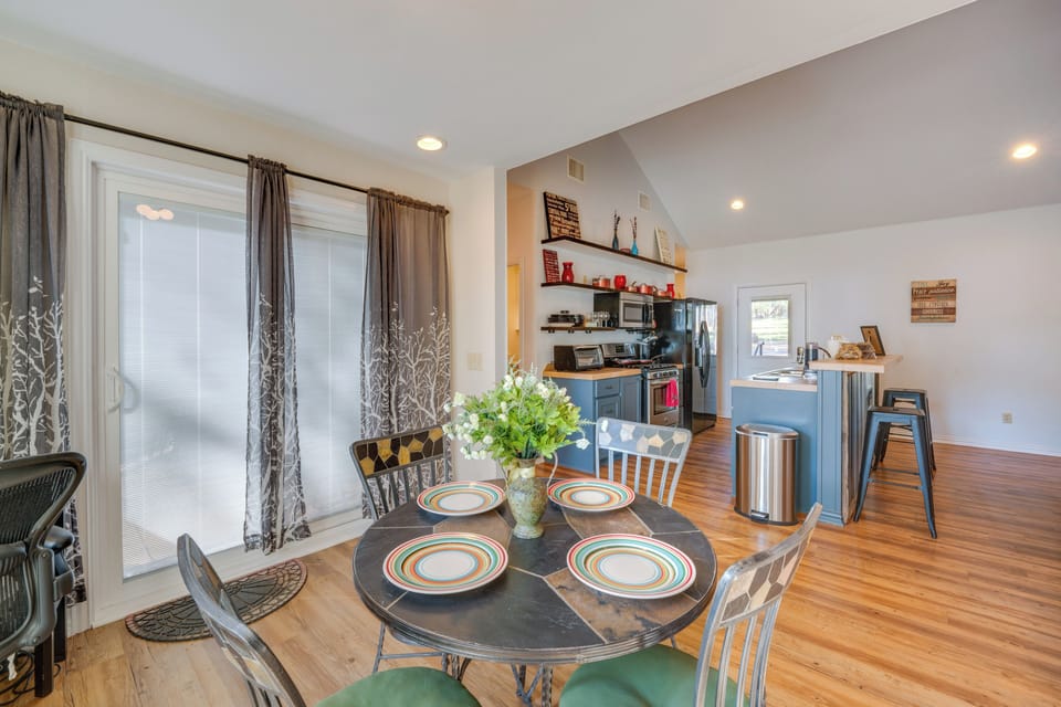 House (2 Bedrooms) | Interior