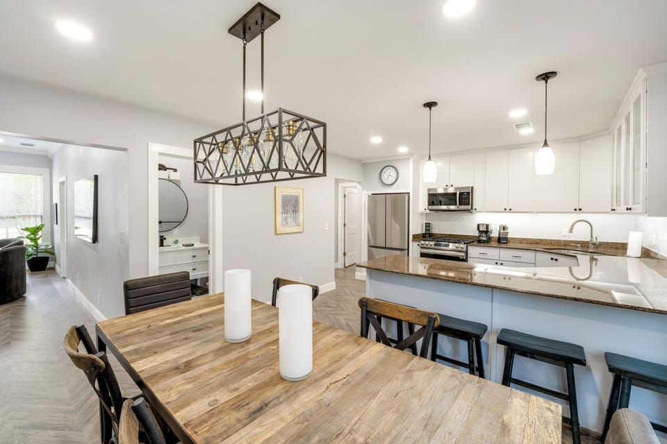 House (3 Bedrooms) | Interior