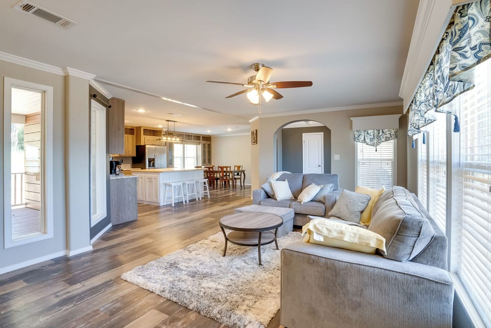 House (3 Bedrooms) | Front of property