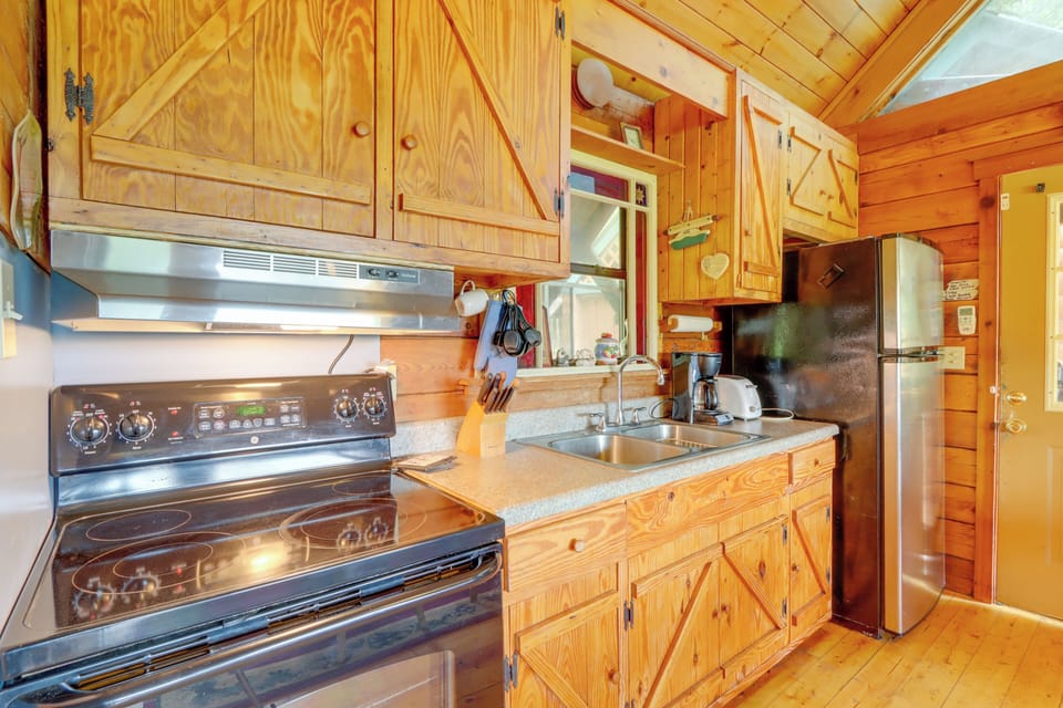 House (2 Bedrooms) | Interior