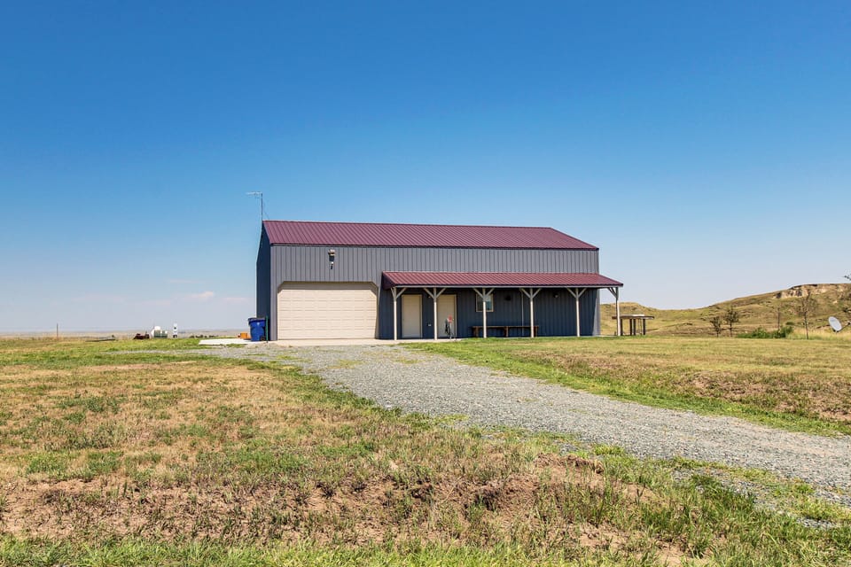 Secluded Nebraska Getaway: 2 Mi to Lake Mcconaughy Cottage in Nebraska