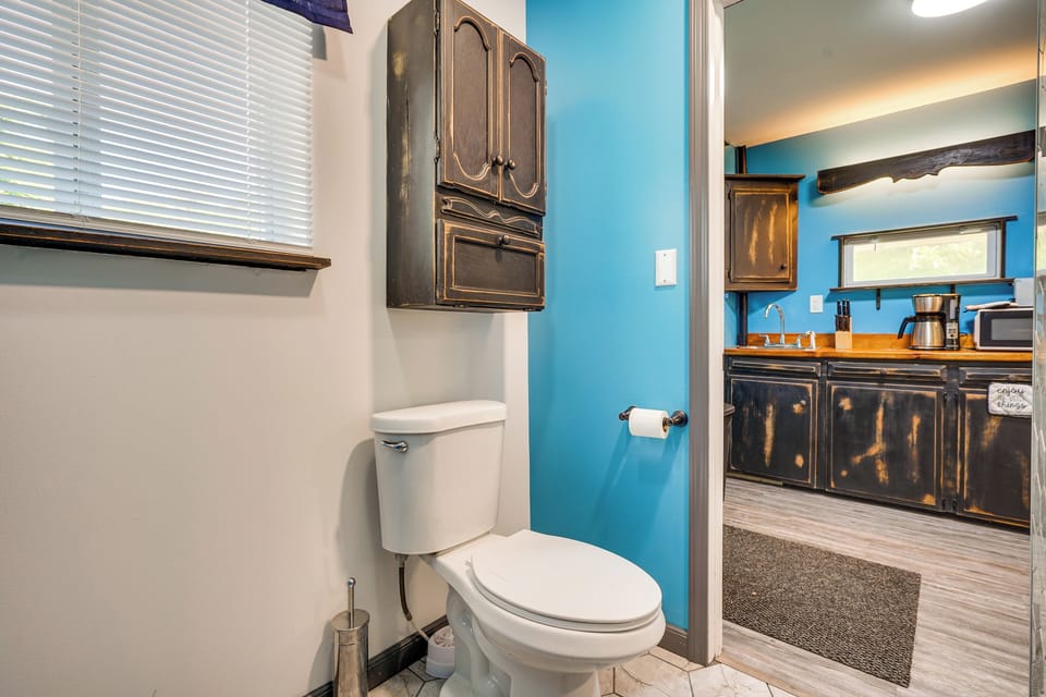 Zanesville Vacation Rental: 2 Mi to Downtown! Cottage in Zanesville