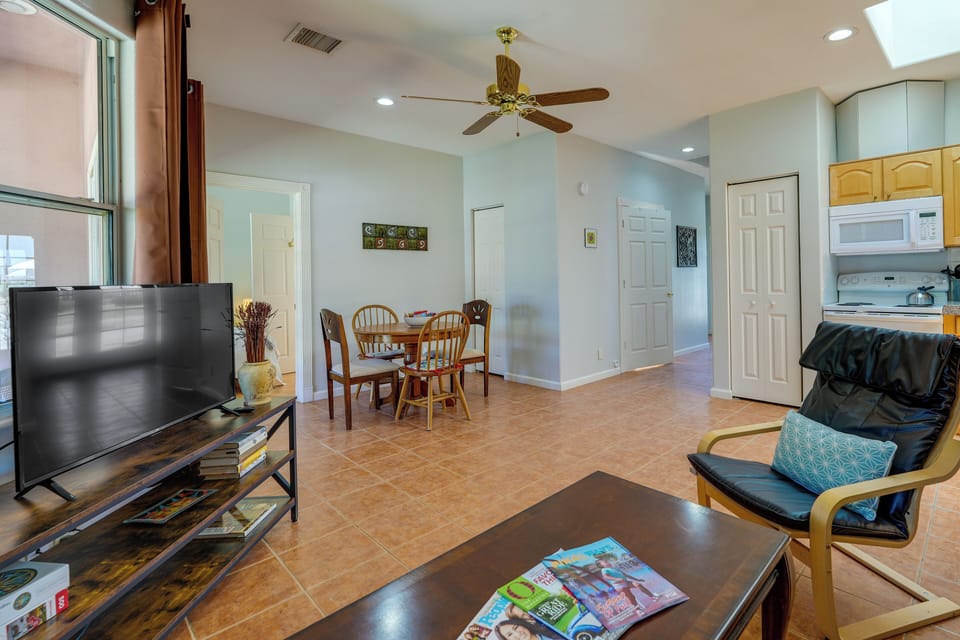 Apartment (2 Bedrooms) | Front of property