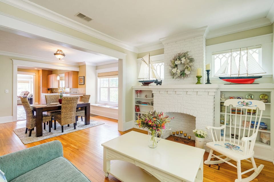 House (2 Bedrooms) | Interior