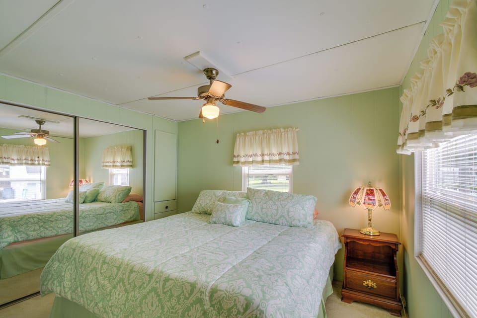 House (2 Bedrooms) | Interior