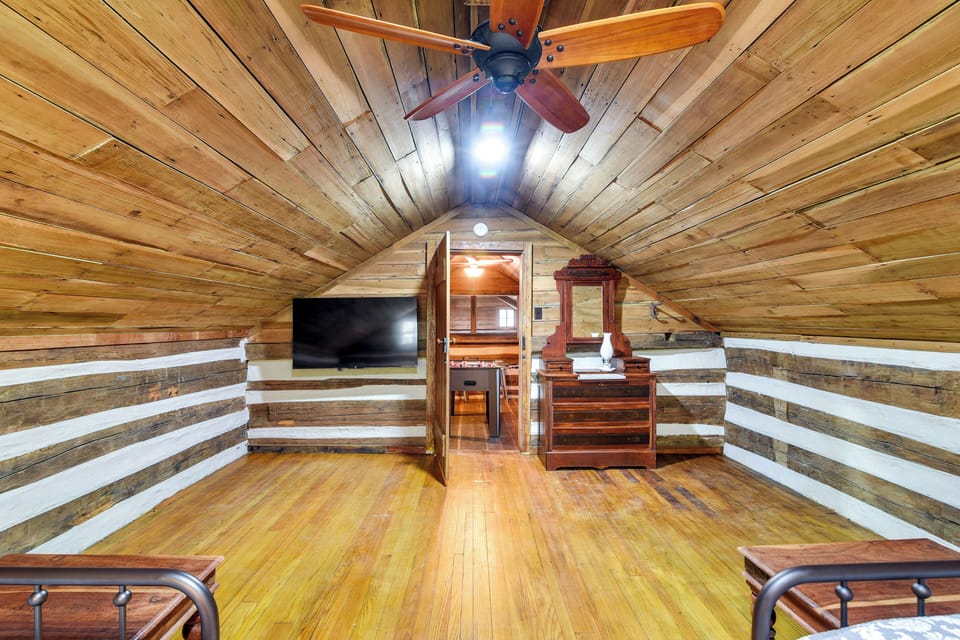 House (2 Bedrooms) | Interior