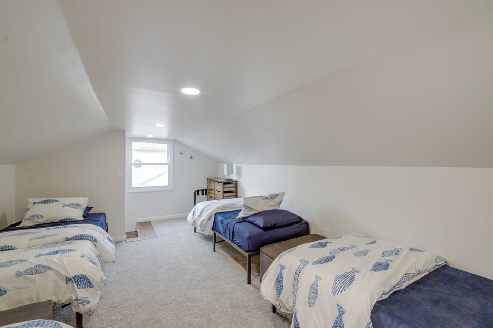 House (5 Bedrooms) | Interior