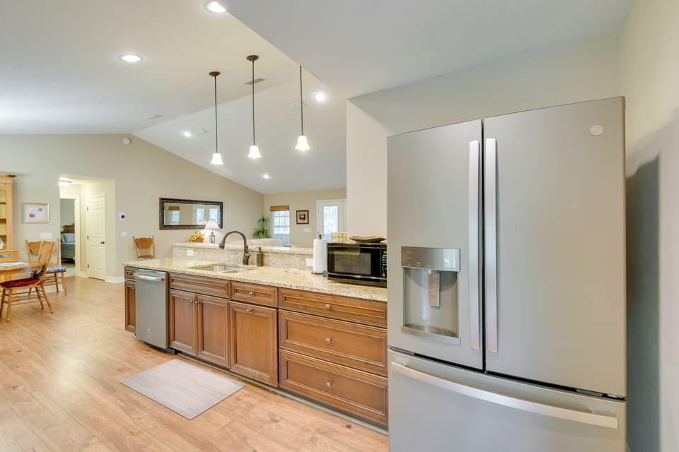 House (3 Bedrooms) | Interior