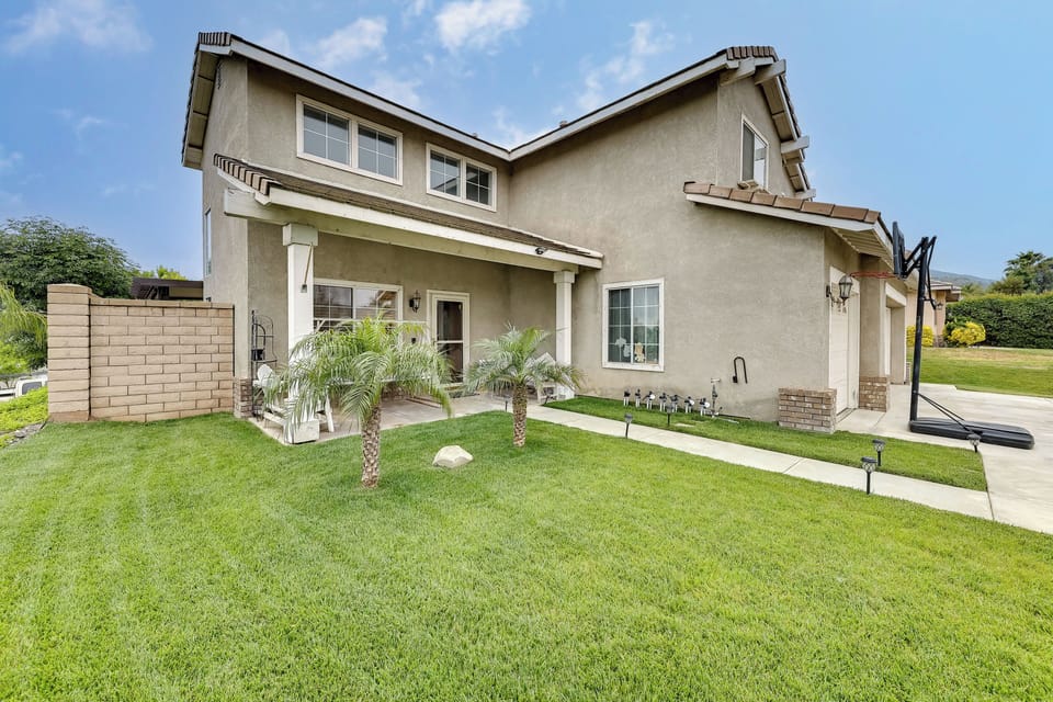 House (5 Bedrooms) | Interior