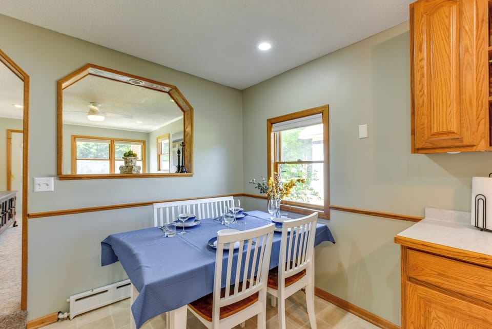 House (2 Bedrooms) | Interior