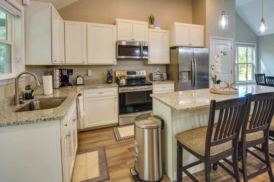 House (3 Bedrooms) | Interior
