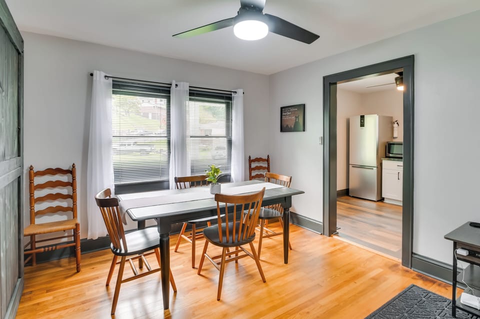 House (2 Bedrooms) | Interior