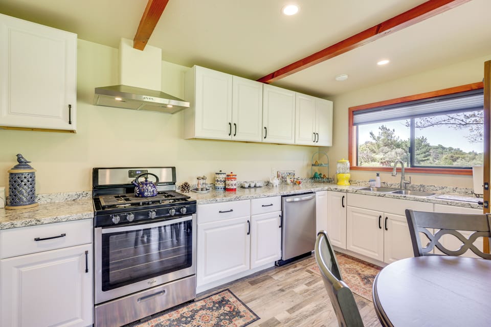 Cottage (2 Bedrooms) | Interior