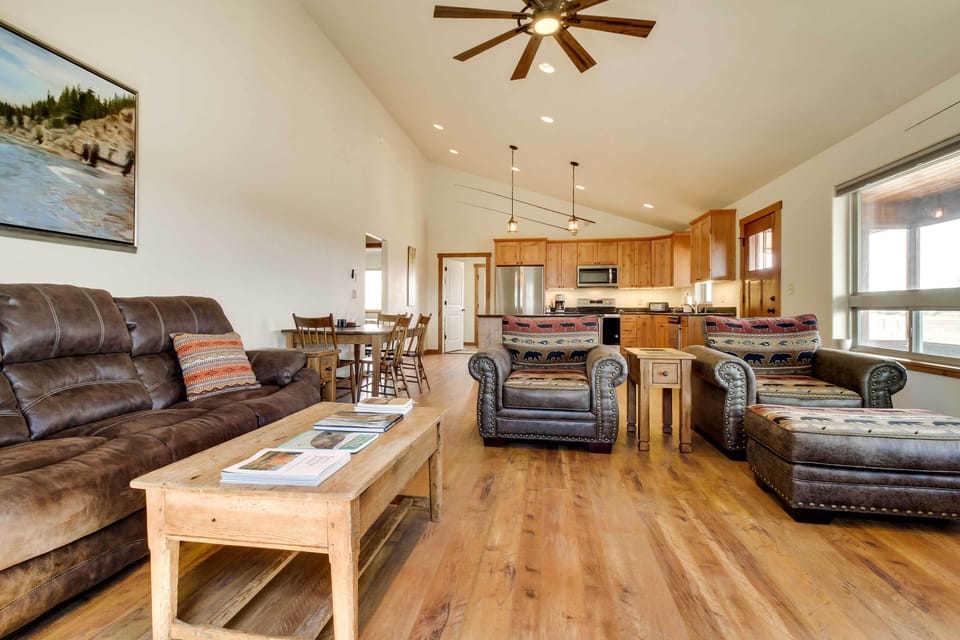 House (2 Bedrooms) | Interior