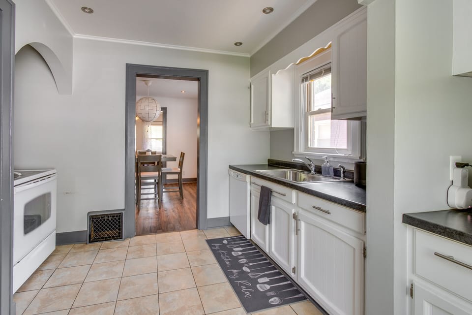 House (2 Bedrooms) | Interior