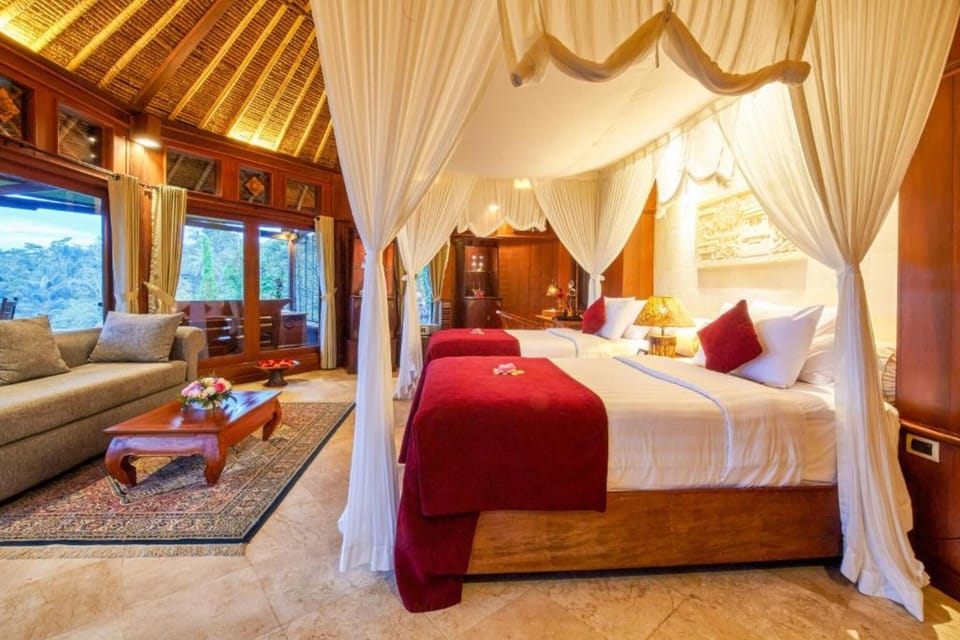 Deluxe Spa Villa | Minibar, in-room safe, individually decorated, individually furnished