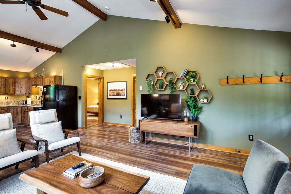 House (2 Bedrooms) | Interior