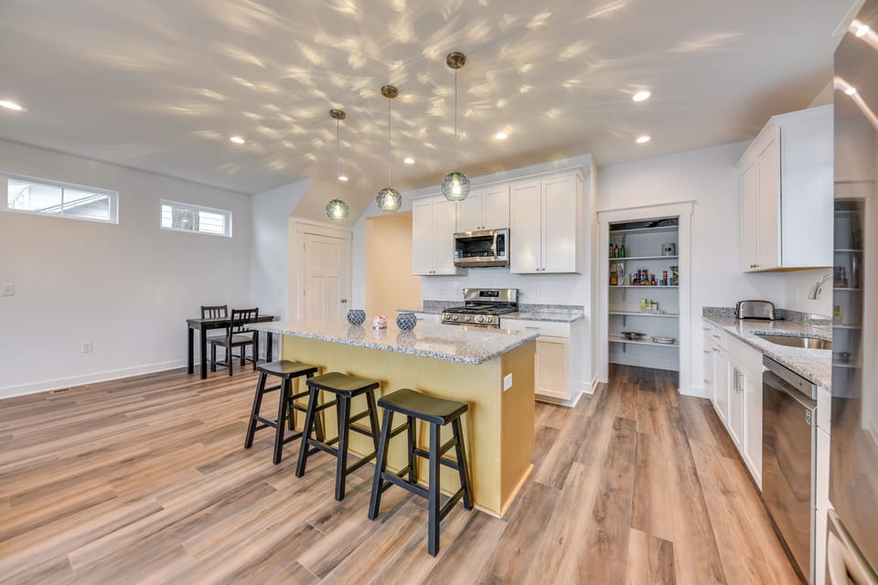 House (3 Bedrooms) | Interior