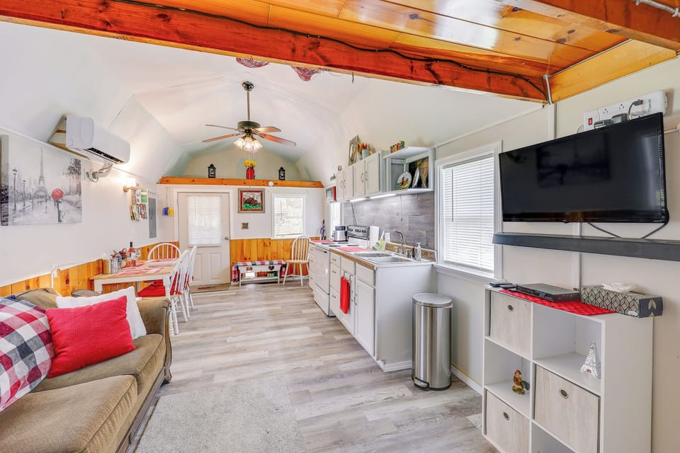 House (1 Bedroom) | Front of property