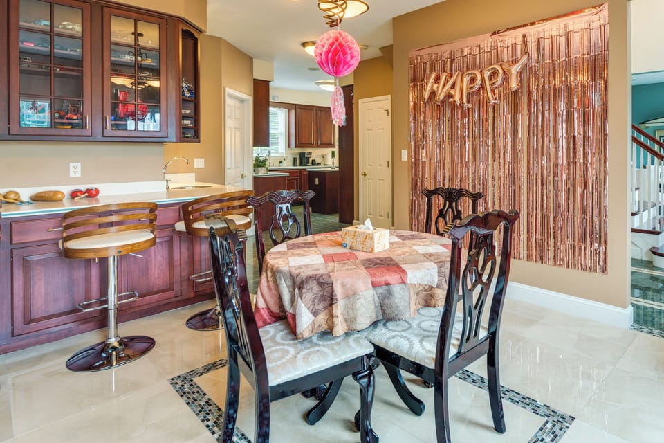 House (4 Bedrooms) | Interior