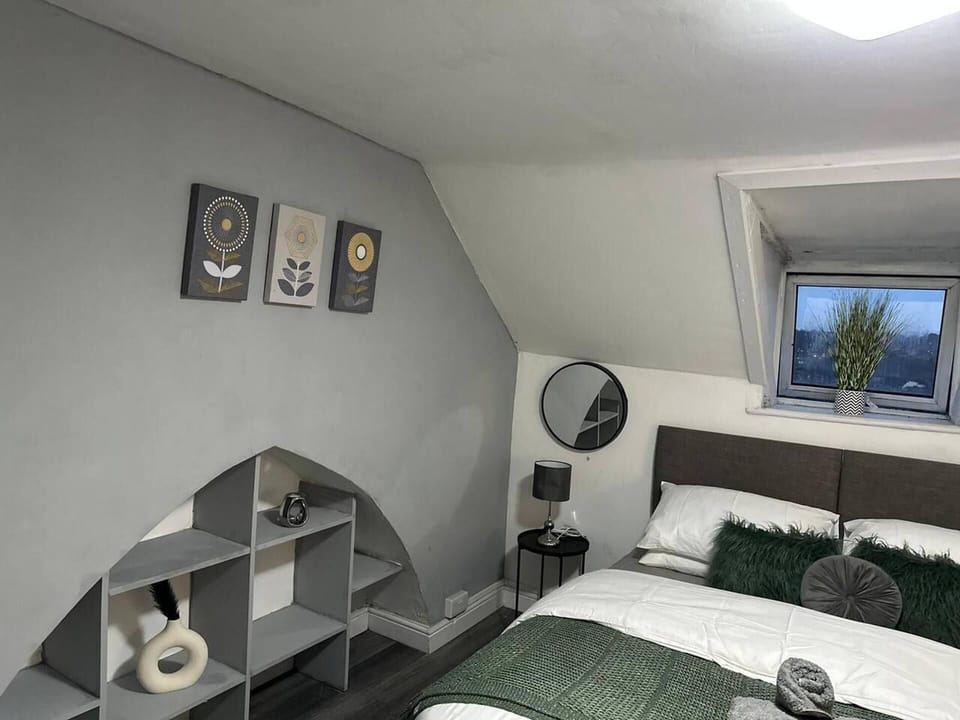 Apartment | 1 bedroom, iron/ironing board, WiFi (free), bed sheets