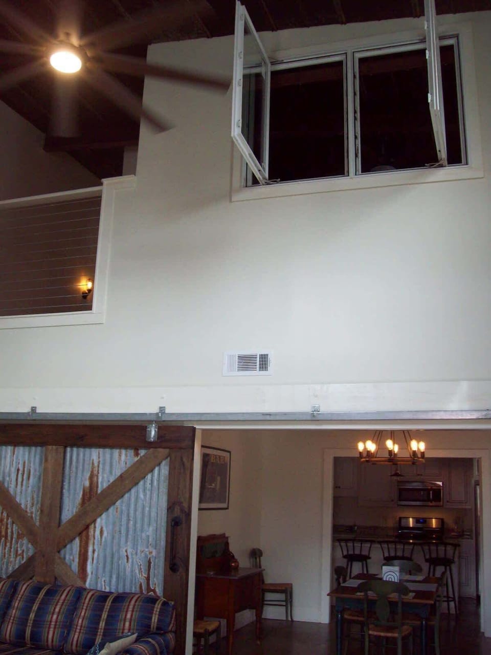              Upstairs Queen Bedroom
                    Interior Window
