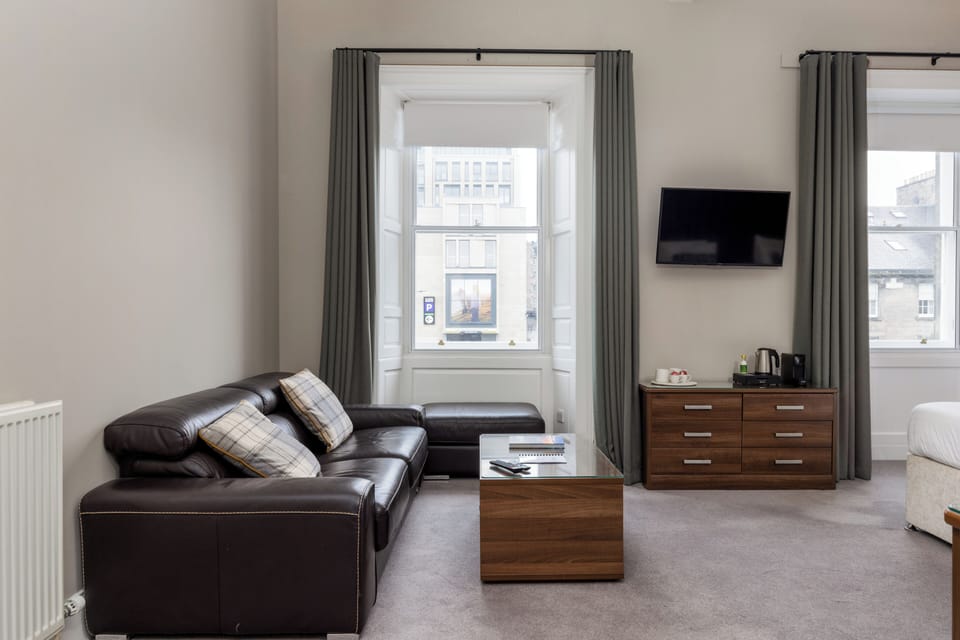 Superior Double or Twin Room | Iron/ironing board, free WiFi, bed sheets