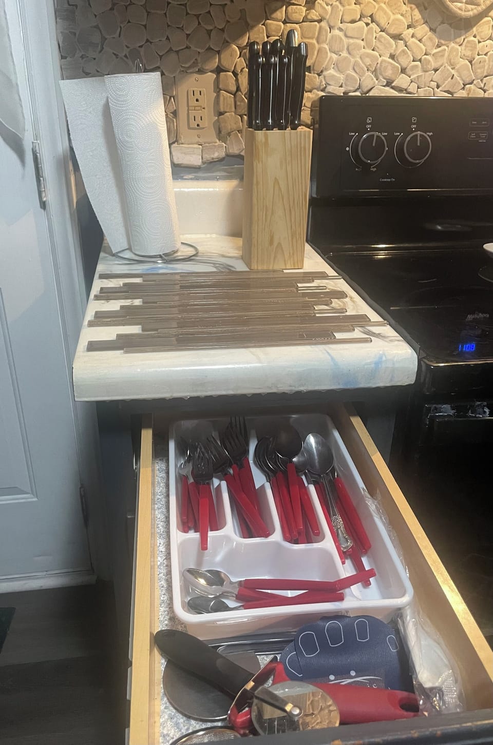 Forks, Spoons and Knives 