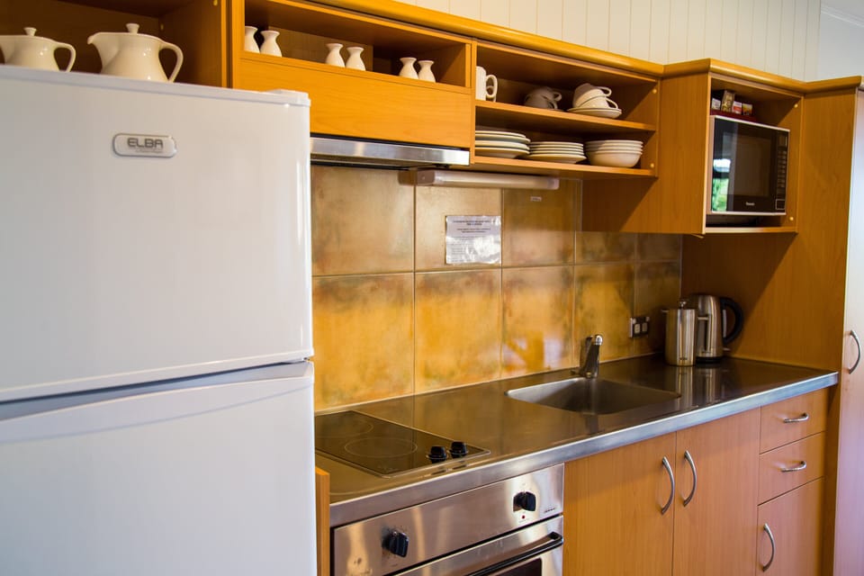 Premium Villa, 2 Bedrooms, Ocean View | Private kitchen | Shared fridge, microwave, toaster, cookware/dishes/utensils